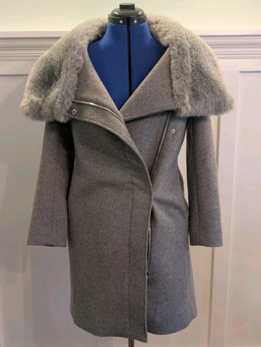 Club Monaco Gray Wool-Blend Trench Coat with Faux Fur Collar